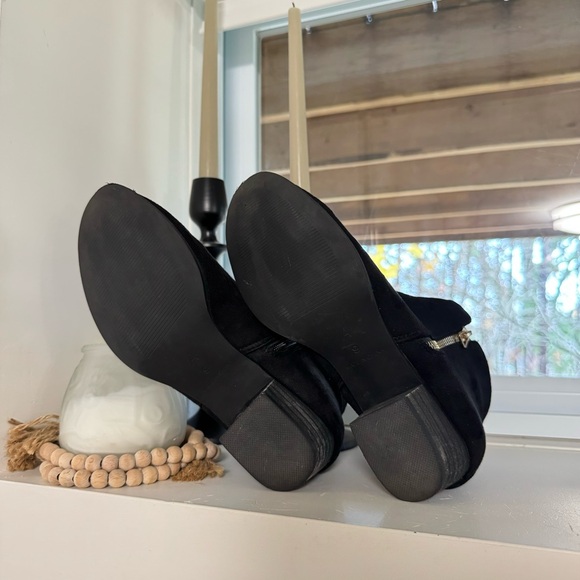 Heeled Boots - Picture 5 of 7